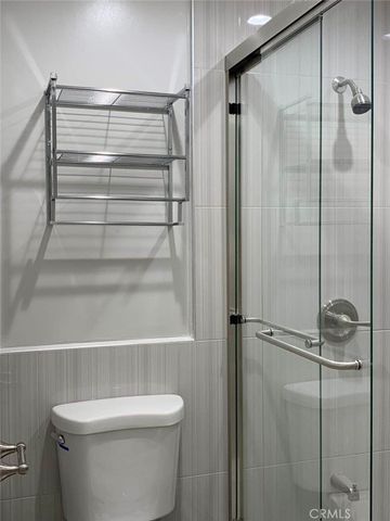 509 W Duarte B, Monrovia, CA 91016