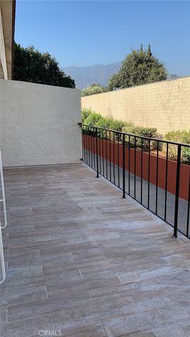 509 W Duarte B, Monrovia, CA 91016