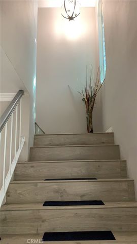 509 W Duarte B, Monrovia, CA 91016