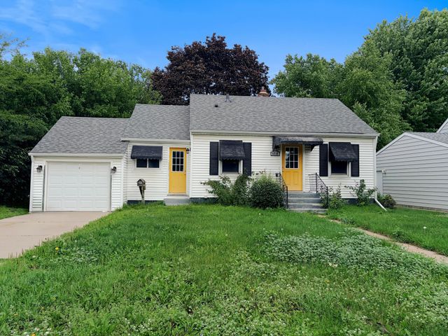 6716 Cedar Lake Road S, Saint Louis Park, MN 55426