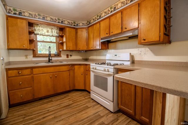 19547 Lincoln Highway, Plymouth, IN 46563