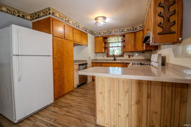 19547 Lincoln Highway, Plymouth, IN 46563