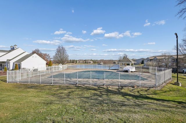 1804 Ashley Court, 201, Florence, KY 41042