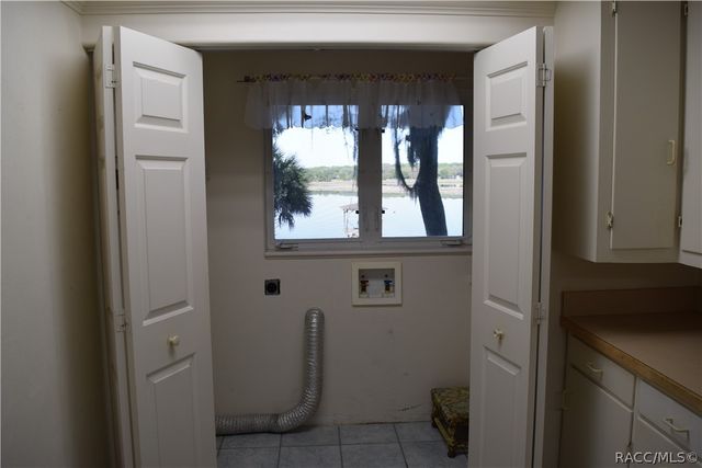 121 Aweema Way, Melrose, FL 32666