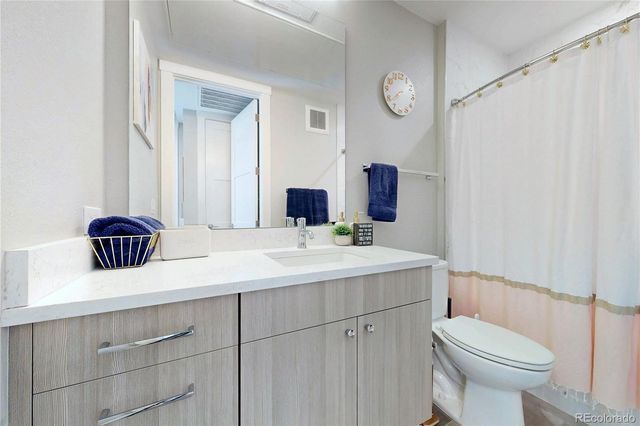 4885 S Monaco Street 101, Denver, CO 80237