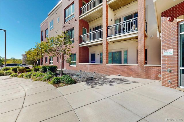 4885 S Monaco Street 101, Denver, CO 80237