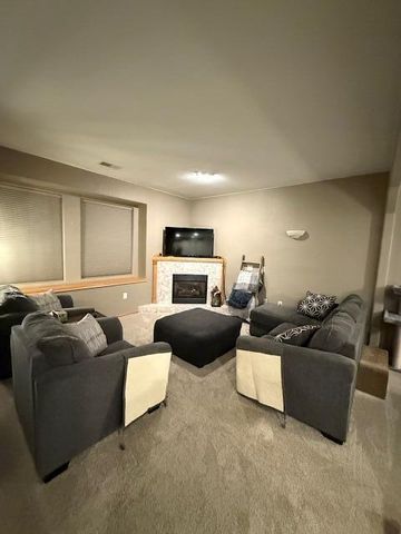 340 Jennifer LANE, Brookfield, WI 53045