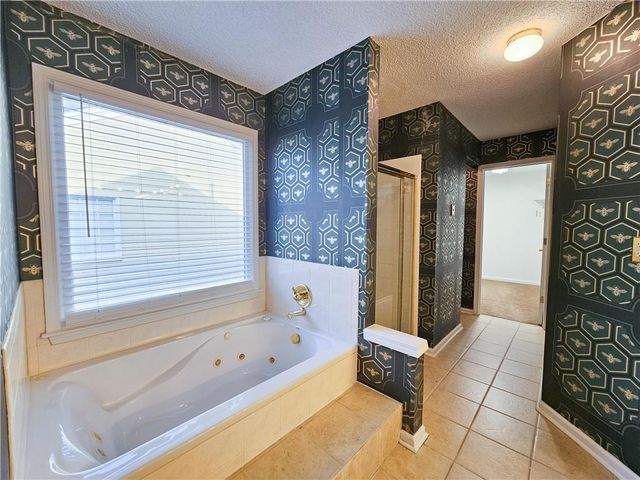 2825 Binghampton Lane, Lawrenceville, GA 30044