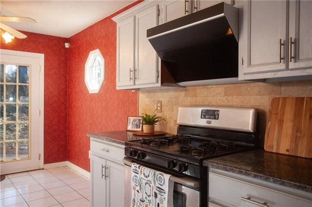 2825 Binghampton Lane, Lawrenceville, GA 30044