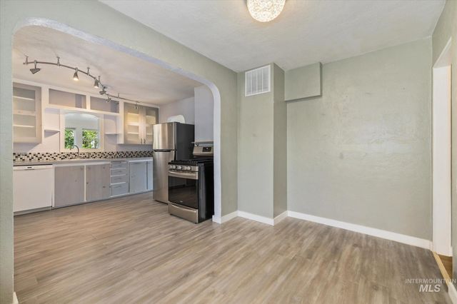 5712 W Castle Drive, Boise, ID 83703