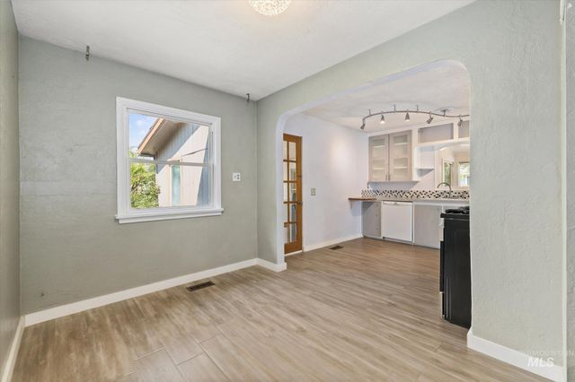 5712 W Castle Drive, Boise, ID 83703