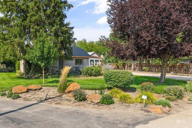 5712 W Castle Drive, Boise, ID 83703