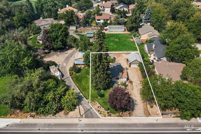 5712 W Castle Drive, Boise, ID 83703