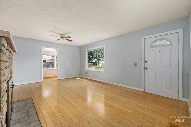 5712 W Castle Drive, Boise, ID 83703