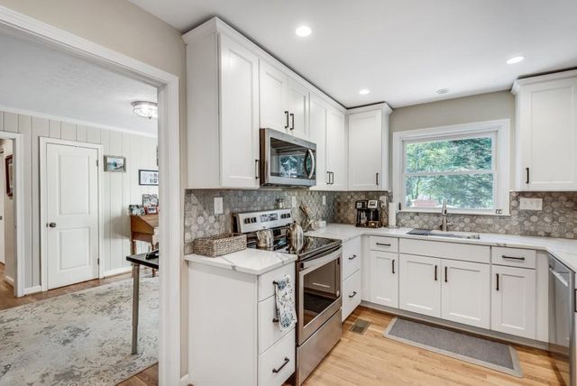 3201 Valaire Drive, Decatur, GA 30033