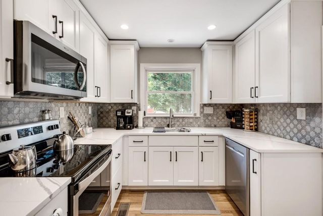 3201 Valaire Drive, Decatur, GA 30033