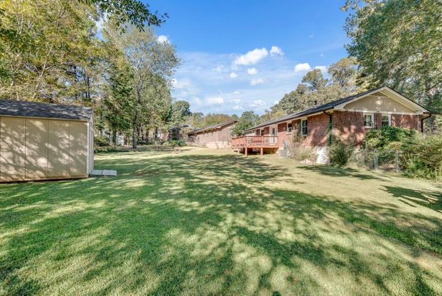 3201 Valaire Drive, Decatur, GA 30033