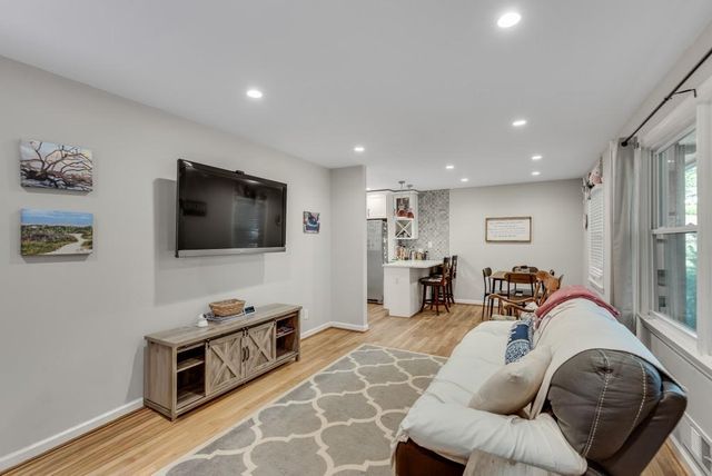 3201 Valaire Drive, Decatur, GA 30033