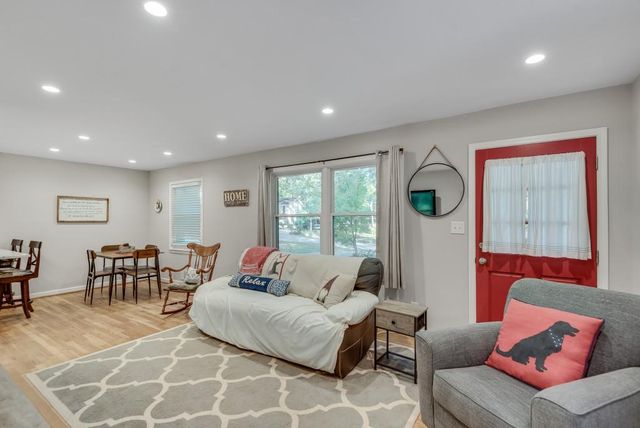 3201 Valaire Drive, Decatur, GA 30033