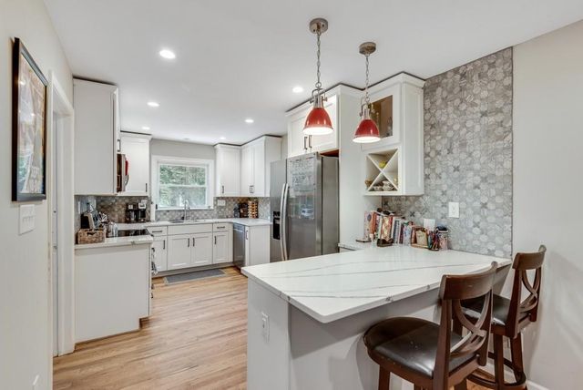 3201 Valaire Drive, Decatur, GA 30033