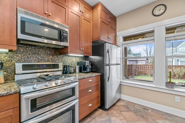 832 NE Revere Avenue, Bend, OR 97701