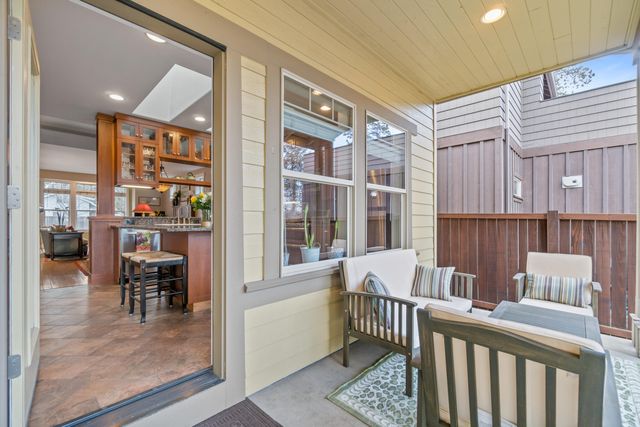 832 NE Revere Avenue, Bend, OR 97701