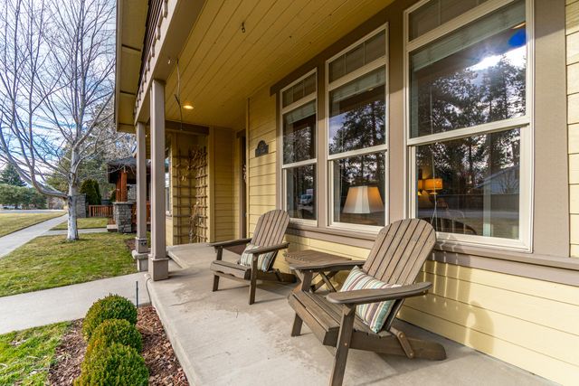 832 NE Revere Avenue, Bend, OR 97701