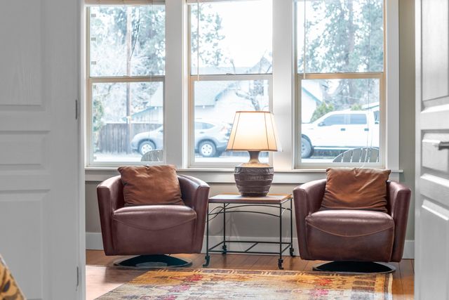 832 NE Revere Avenue, Bend, OR 97701