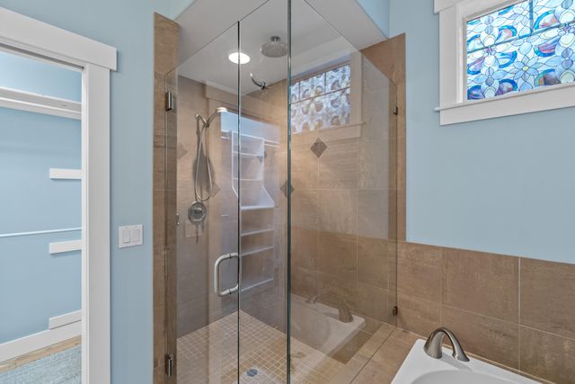 832 NE Revere Avenue, Bend, OR 97701