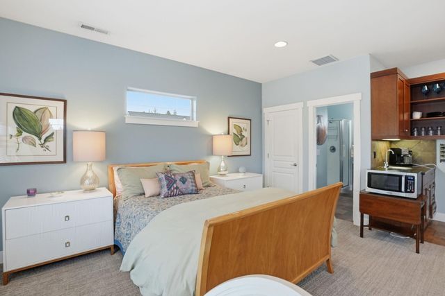 832 NE Revere Avenue, Bend, OR 97701