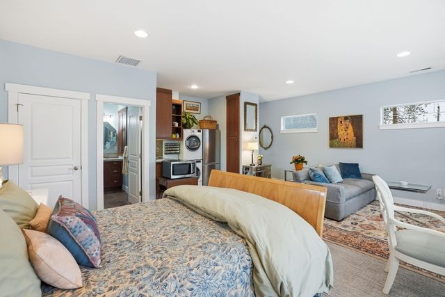 832 NE Revere Avenue, Bend, OR 97701