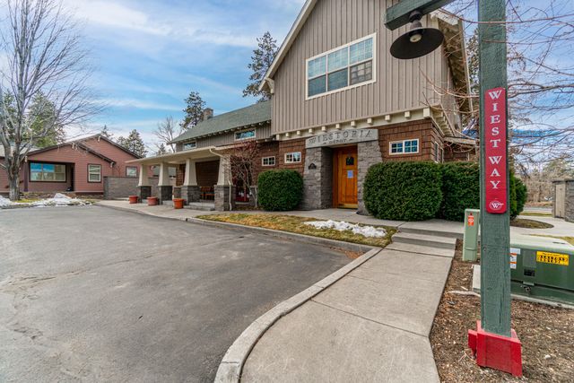 832 NE Revere Avenue, Bend, OR 97701