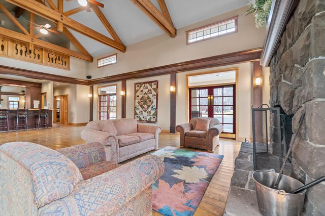 832 NE Revere Avenue, Bend, OR 97701