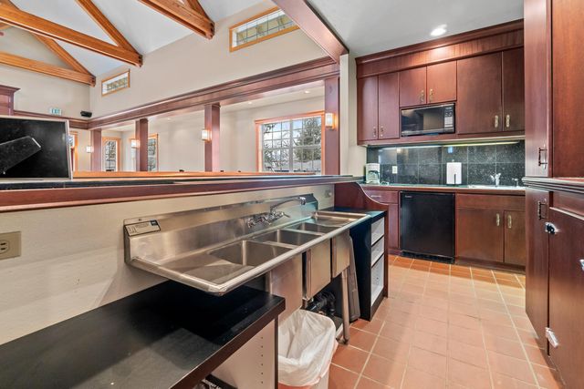 832 NE Revere Avenue, Bend, OR 97701