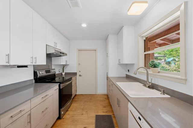 3819 Avenue F, Austin, TX 78751