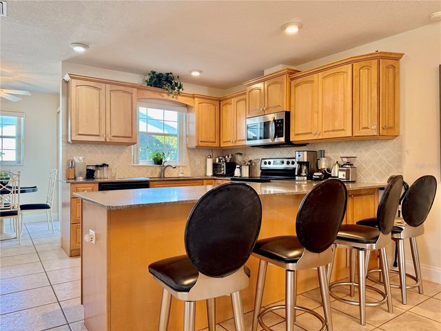 11 CLINTON COURT S, Palm Coast, FL 32137