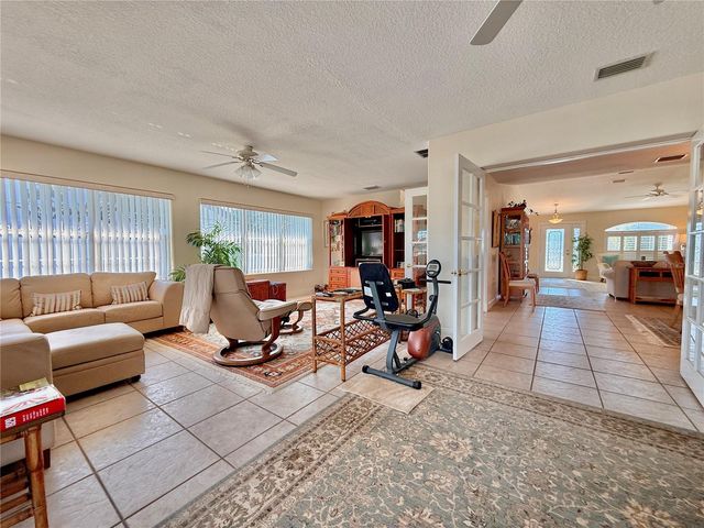 11 CLINTON COURT S, Palm Coast, FL 32137