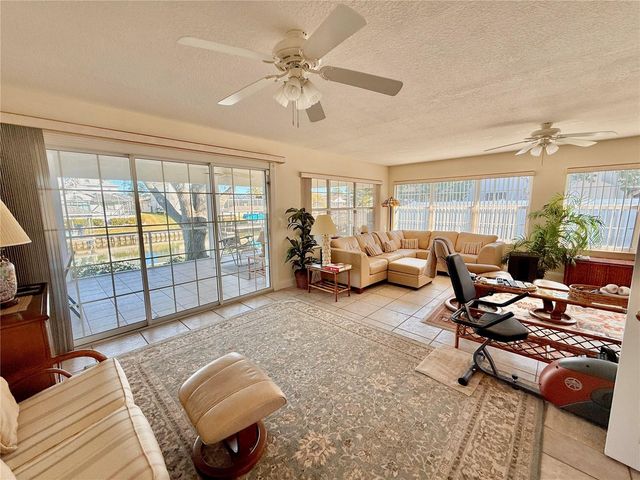 11 CLINTON COURT S, Palm Coast, FL 32137