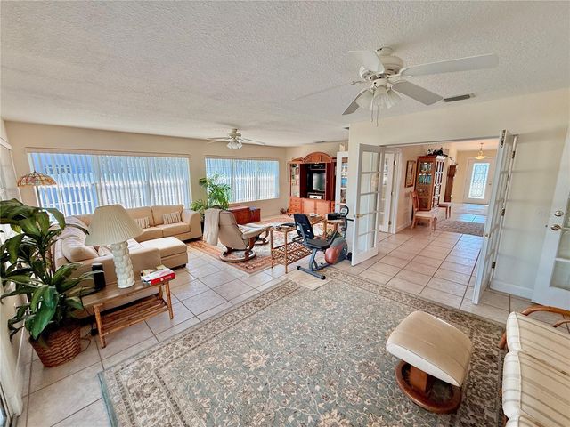 11 CLINTON COURT S, Palm Coast, FL 32137