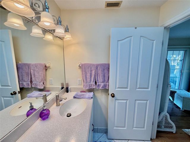 11 CLINTON COURT S, Palm Coast, FL 32137