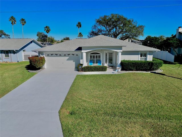 11 CLINTON COURT S, Palm Coast, FL 32137