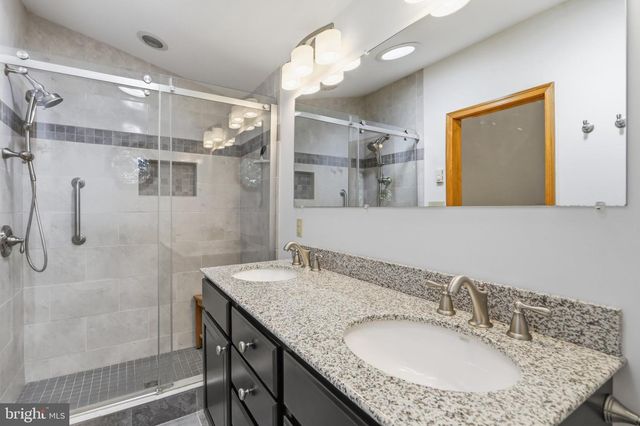 975 TUCKAHOE TRL, Hedgesville, WV 25427