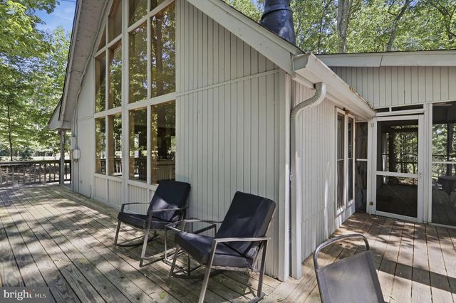 975 TUCKAHOE TRL, Hedgesville, WV 25427