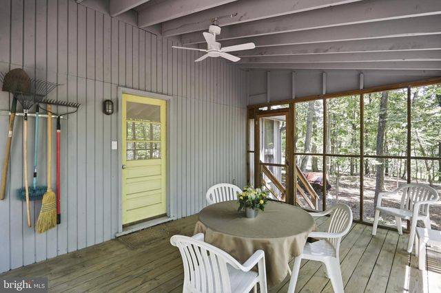 975 TUCKAHOE TRL, Hedgesville, WV 25427