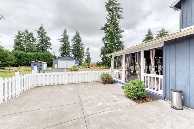 18427 Brandywine Court SW, Rochester, WA 98579