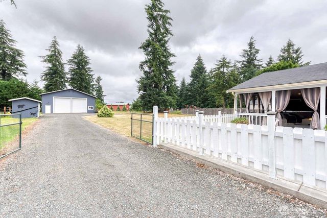 18427 Brandywine Court SW, Rochester, WA 98579