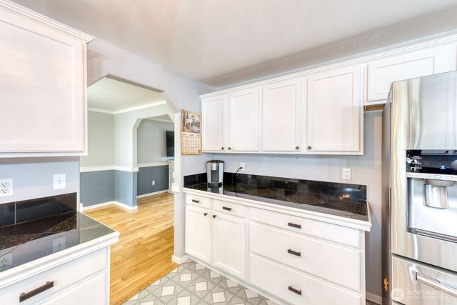 18427 Brandywine Court SW, Rochester, WA 98579