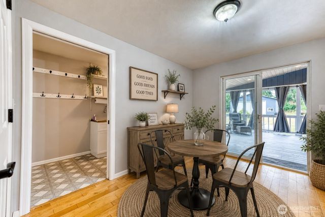 18427 Brandywine Court SW, Rochester, WA 98579