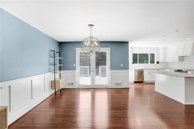 455 Persimmon Lane, Roswell, GA 30076