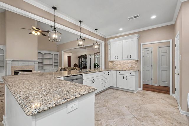 4 Berney Way Court, Little Rock, AR 72223